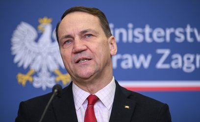 Wicepremier, minister spraw zagranicznych Radosław Sikorski podczas wspólnej konferencji prasowej po