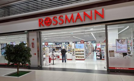 AfD dzieli przedsiębiorców. Rossmann opuszcza organizację branżową w ramach protestu