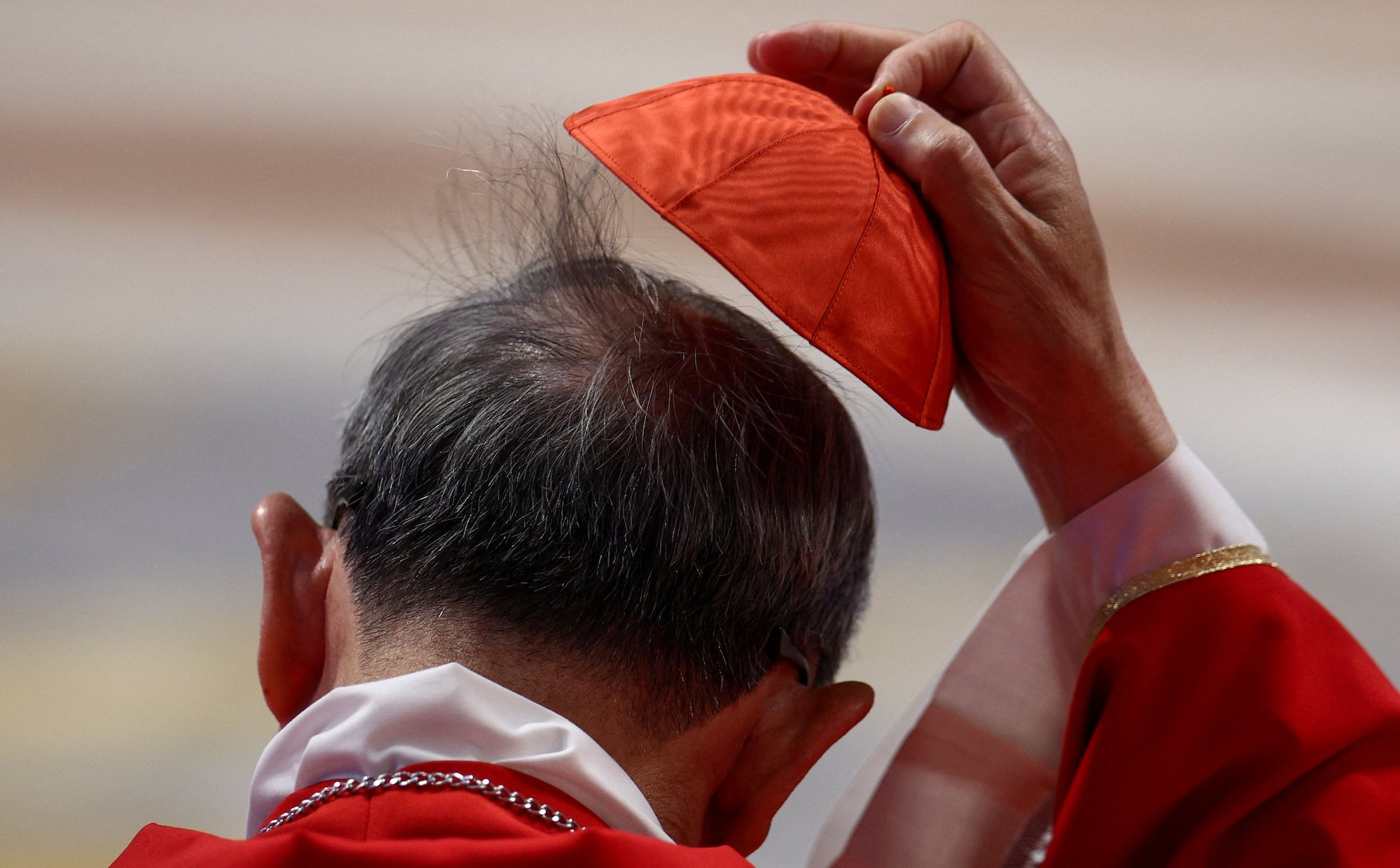 Dawni faworyci do papieskiego tronu dziś podpowiadają kardynałom, kogo wybrać na papieża. Kim są wielcy elektorzy?