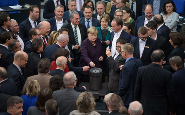Bundestag przegłosował zniesienie podatku solidarnościowego. Duża ulga dla podatników