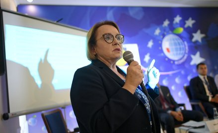 "Brukselski okupant". Zalewska: KE nadużywa swoich kompetencji