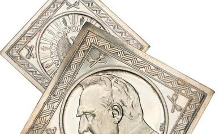 Od 10 tys. zł rozpocznie się licytacja monety z wizerunkiem Marszałka.