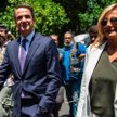Kiriakos Micotakis w poniedziałek przed pałacem prezydenckim w Atenach z żoną Marewą Grabowski- -Mic
