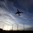 Najszybszy sposób ograniczenia dwutlenku węgla to ograniczenie liczby lotów przez podniesienie podat