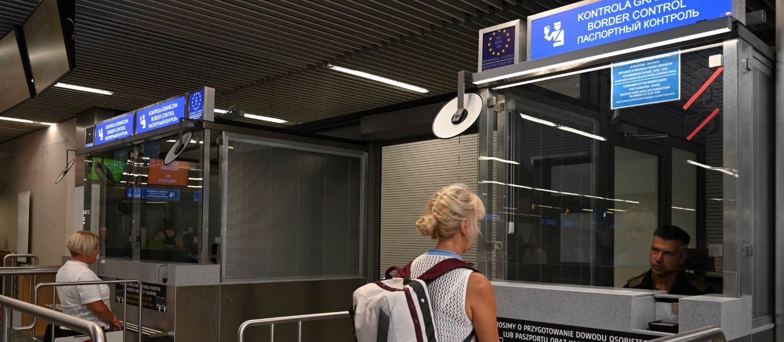 Krakowskie lotnisko uruchomiło dodatkowe stanowiska odprawy granicznej