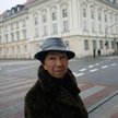 W pół kroku do swojego pałacu