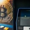 Bitcoin ucieka akcjom. Korelacja na minusie