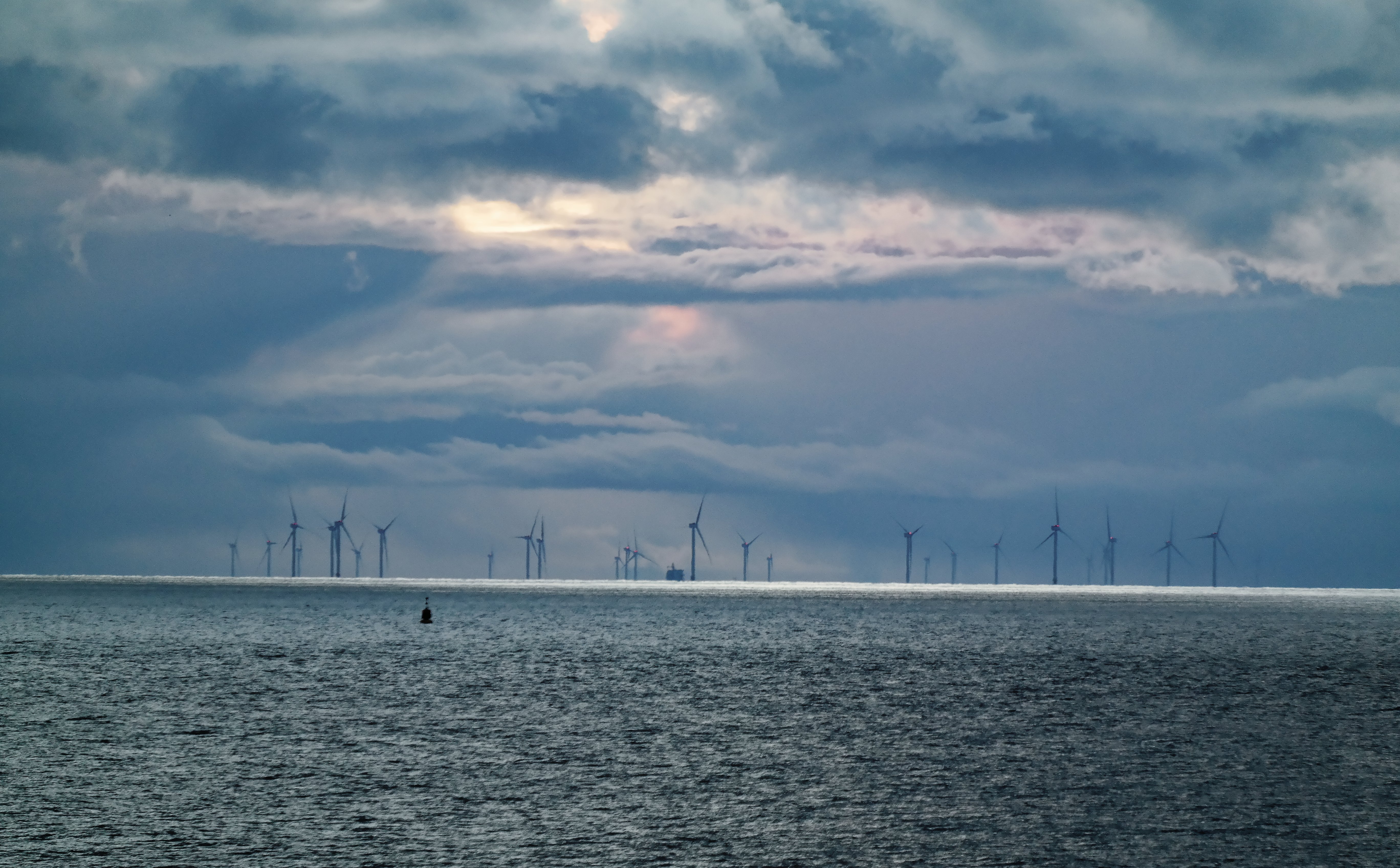 Polenergia i Equinor z decyzją inwestycyjną dla wiatraków na morzu