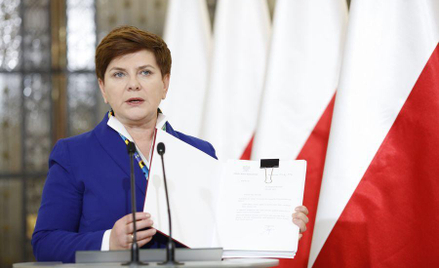 Pani premier zgubiła błękitną teczkę