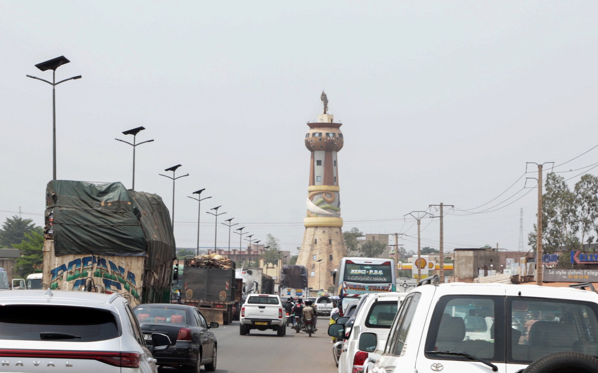 Trzy dni ofensywy Tuaregów i dżihadystów. Rosjanie tracą połowę Mali