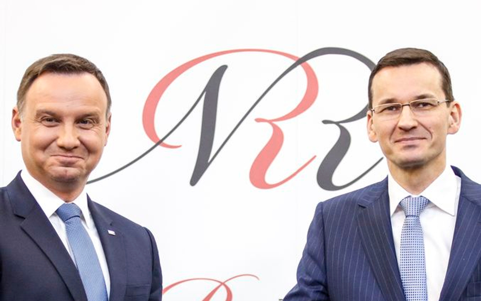 Ranking zaufania do polityków: Morawiecki dogonił Dudę