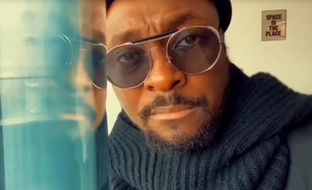 Wiil.i.am (Black Eyed Peas) śpiewa o strachu przed utratą pracy
