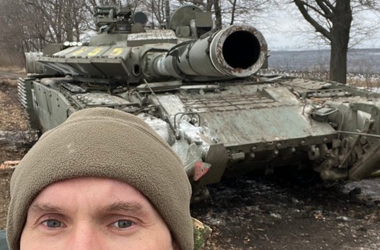 Zdobyty pod Kijowem T-80BWM...