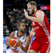 Mistrzostwa Europy 2015: w akcji gwiazdor NBA Francuz Tony Parker i Przemysław Karnowski