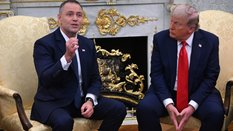 Karol Nawrocki w czasie spotkania z Donaldem Trumpem w Białym Domu