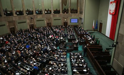 Sondaż. Koalicja Obywatelska ucieka Prawu i Sprawiedliwości, Konfederacja - Konfederacji