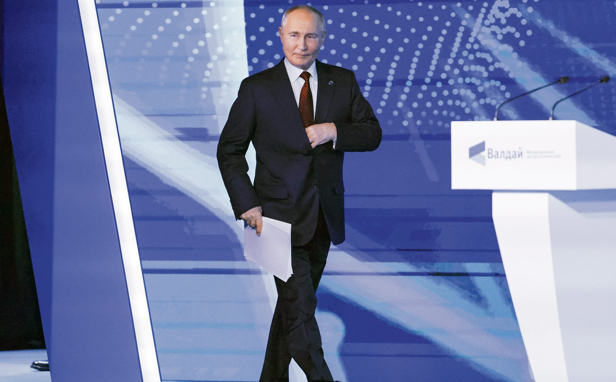 Analitycy Putina nakreślili świat w chaosie. Trump dla Rosji tworzy idealne środowisko