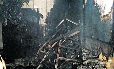 Pożar zakładów w Mysłowicach gasiło 64 strażaków z 24 jednostek straży pożarnej. Akcja trwała sześć 