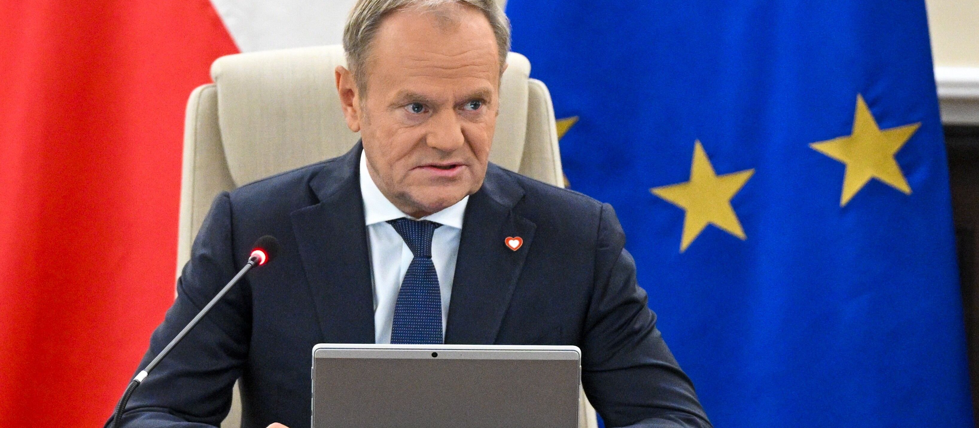 Zuzanna Dąbrowska: Donald Tusk eats appetizers, sour rye soup and waits for the second course