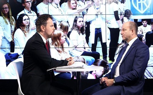 - Wstyd się przyznać, że miewałem w swoim życiu takie miesiące, w których odbywałem np. 20 dyżurów -