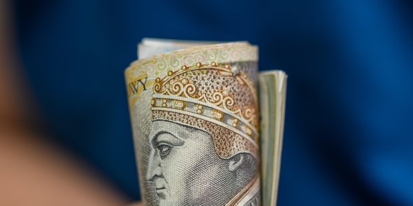 Złoty spokojny przy rosnącej ropie. Inwestorzy nie panikują