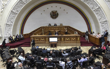 Wenezuela: 4,4 mln głosów w 90 minut?