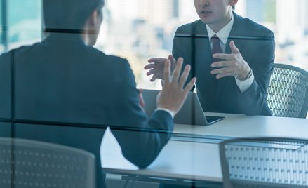 Sądy w czasie pandemii - coraz więcej zleceń dla prawników negocjatorów