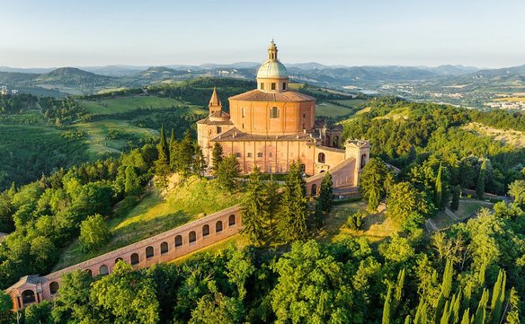 Dane statystyczne z 2025 roku wskazują na ponad 20-procentowy wzrost liczby turystów z Polski odwied