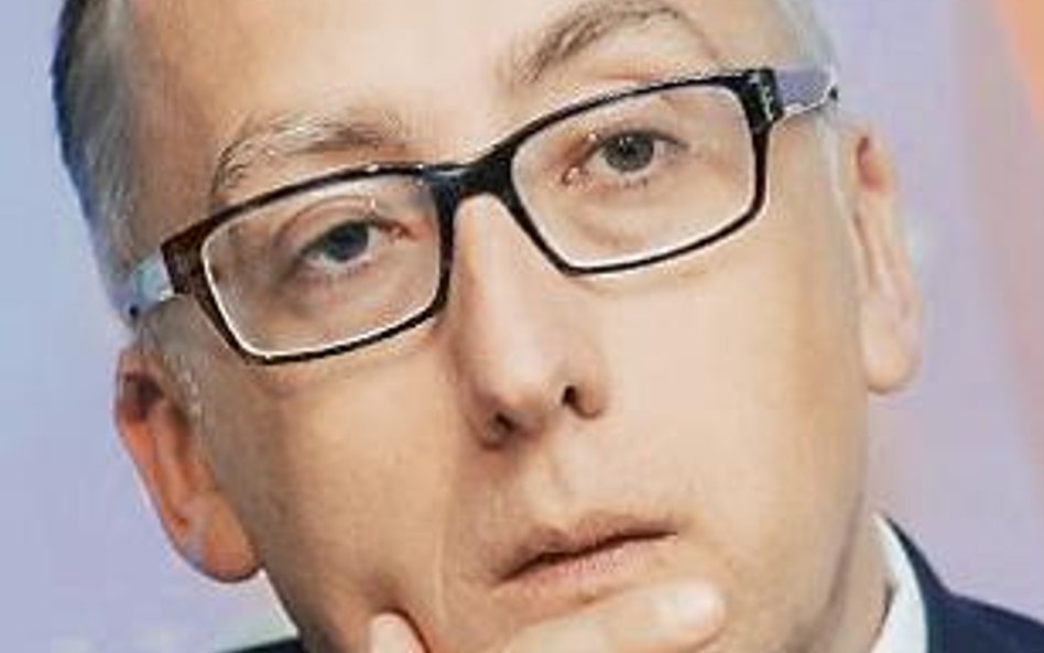 Jakub Karnowski, pod koniec listopada 2015 r. zrezygnował z kierowania Grupą PKP