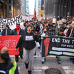 Protest w Chicago zorganizowany po tym, jak Kyle Rittenhouse został uniewinniony