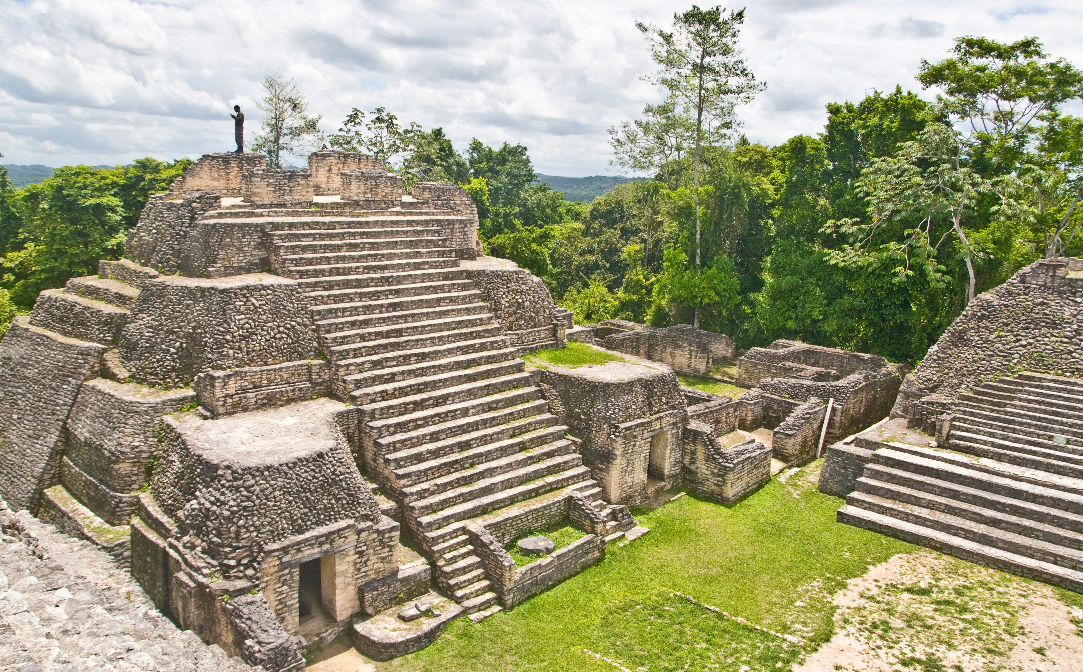 Grobowiec władcy Majów odkryty w Belize. Znalezisko rzuca nowe światło na starożytny świat Mezoameryki