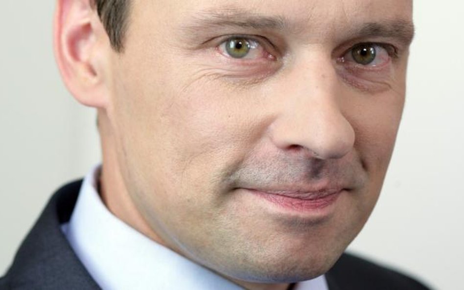 Ukłon w stronę normalności