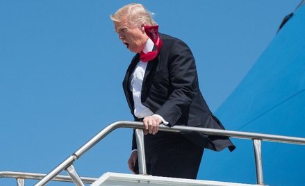 Sondaż: Dyrektorzy finansowi nie chcą, by Donald Trump używał Twittera