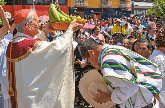 Będąc już kardynałem i prefektem Dykasterii ds. Biskupów, Robert Prevost przybył w 2024 r. z wizytą 