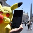 Pokemon GO, gra na której punkcie oszalał cały świat, budzi poważne obawy niektórych specjalistów od