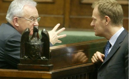 Leszek Miller: Tusk założył koronę jak ja kiedyś. Strasznie mi się to podoba