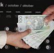 płace spadają nawet nominalnie