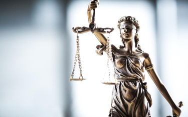 Reforma sądownictwa: władza robi dwa kroki w tył