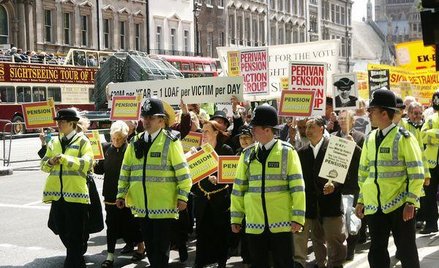 Strażacy i policjanci z UE będą mogli brać udział w działaniach w Polsce