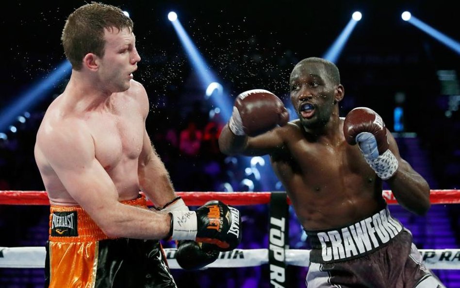 Terence Crawford (z prawej) w walce z Jeffem Hornem