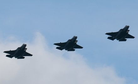Uroczystość powitania pierwszych polskich samolotów F-35 w 32. Bazie Lotnictwa Taktycznego w Łasku