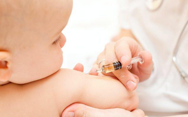 Do domu dziecka za brak szczepień?