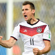 Miroslav Klose w 20 meczach na czterech mundialach strzelił już 15 bramek. Ronaldo tyle samo