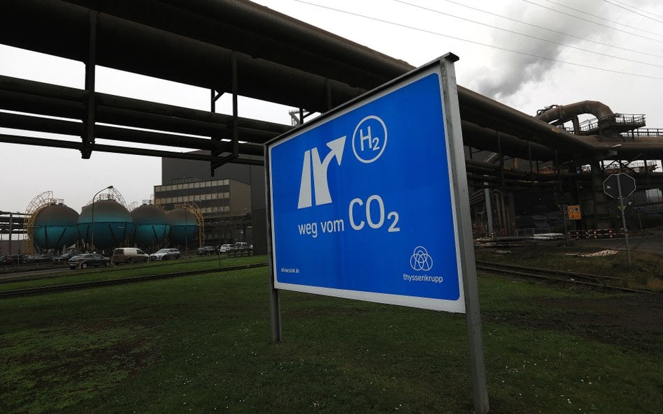 Niemiecki przemysł apeluje o niższe ceny energii. "OZE  nie mają sensu"