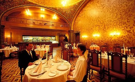 Restauracja hotelu Metropol w Moskwie. Z jego balkonu przemawiał Lenin