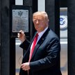 Sondaż: Amerykanie coraz gorzej oceniają walkę Trumpa z epidemią