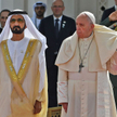 Papież Franciszek i premier ZEA szejk Mohamed bin Raszid al-Maktum w poniedziałek w Abu Zabi
