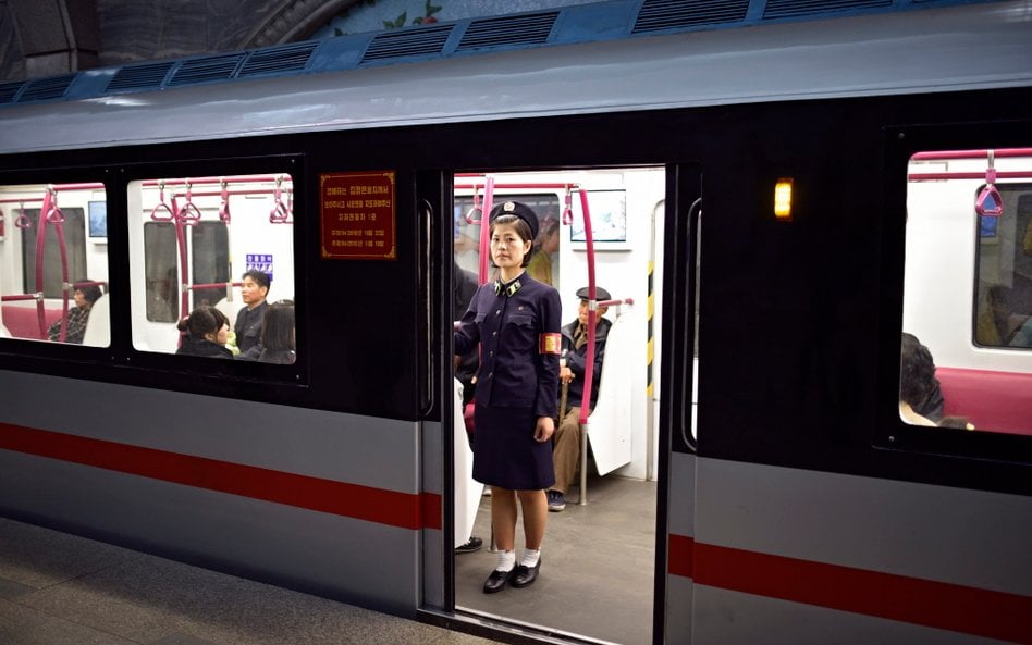 Metro w Pjongjangu