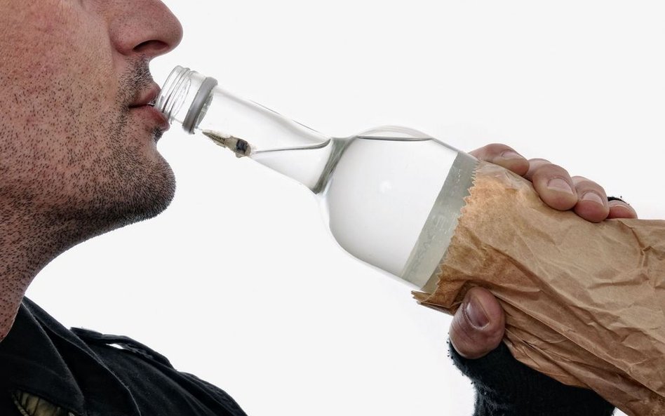 Estończycy kupili najwięcej alkoholu, Polacy w czołówce