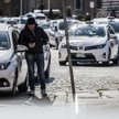 Taksówkarze zabezpieczają się przed wirusem